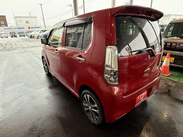 ワゴンＲ ２０周年記念車　ＭＨ３４型　２型　４ＷＤ　４ＷＤ　衝突被害軽減システム　アイドリングストップ　横滑り防止機能　衝突安全ボディ　オートライト　Ｂｌｕｅｔｏｏｔｈ　プッシュスタート　シートヒーター（9枚目）