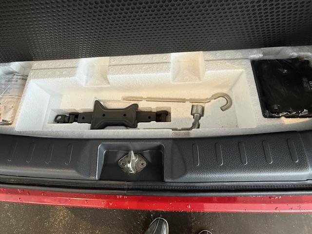 ワゴンＲ ２０周年記念車　ＭＨ３４型　２型　４ＷＤ　４ＷＤ　衝突被害軽減システム　アイドリングストップ　横滑り防止機能　衝突安全ボディ　オートライト　Ｂｌｕｅｔｏｏｔｈ　プッシュスタート　シートヒーター（38枚目）