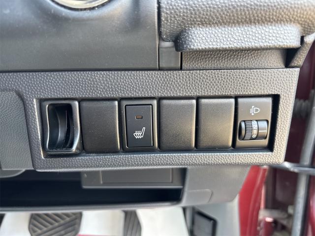 アルトラパン Ｇ　４ＷＤ　ナビ　ＴＶ　スマートキー　シートヒーター　ベンチシート　ＣＶＴ　盗難防止システム　ＡＢＳ　ＣＤ　ＤＶＤ再生　衝突安全ボディ　エアコン　パワーステアリング　パワーウィンドウ（8枚目）