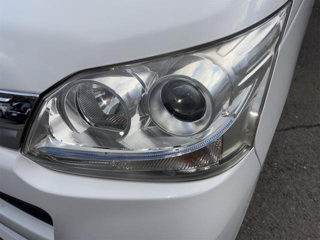 ステラ カスタムＲ　４ＷＤ　ＥＴＣ　バックカメラ　ナビ　ＴＶ　ＨＩＤ　スマートキー　アイドリングストップ　電動格納ミラー　ベンチシート　ＣＶＴ　盗難防止システム　ＡＢＳ　ＣＤ　ＵＳＢ　アルミホイール　衝突安全ボディ（51枚目）