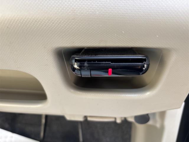 ムーヴ Ｌ　４ＷＤ　ＥＴＣ　ナビ　ＴＶ　アイドリングストップ　ＣＶＴ　盗難防止システム　ＡＢＳ　ＣＤ　ＵＳＢ　アルミホイール　衝突安全ボディ　エアコン　パワーステアリング　パワーウィンドウ　運転席エアバッグ（18枚目）
