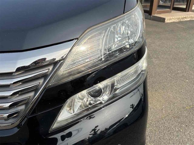 ヴェルファイア ２．４Ｚ　４ＷＤ　ドライブレコーダー　ＥＴＣ　バックカメラ　ナビ　クリアランスソナー　両側電動スライドドア　オートライト　ＨＩＤ　スマートキー　電動格納ミラー　後席モニター　３列シート　オットマン　ＣＶＴ（67枚目）