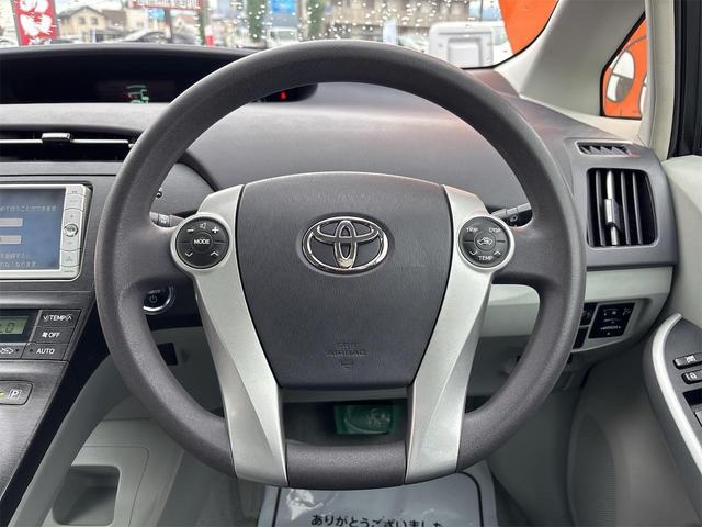 プリウス Ｓ　アルミホイール　ＣＶＴ　スマートキー　盗難防止システム　衝突安全ボディ　ＡＢＳ　ＥＳＣ　エアコン　パワーステアリング　パワーウィンドウ（15枚目）