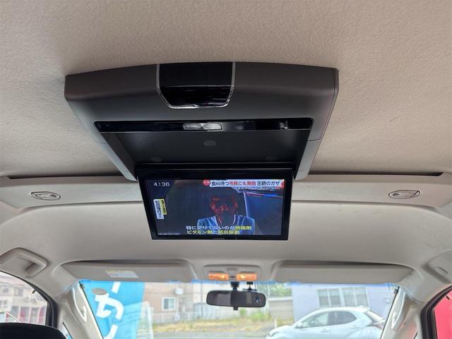 デリカＤ：５ Ｇ　パワーパッケージ　４ＷＤ　オートクルーズコントロール　両側スライドドア　ＨＩＤ　スマートキー　ＣＶＴ　社外ホイール　盗難防止システム　衝突安全ボディ　ＡＢＳ　ＥＳＣ　パワーステアリング　パワーウィンドウ（25枚目）
