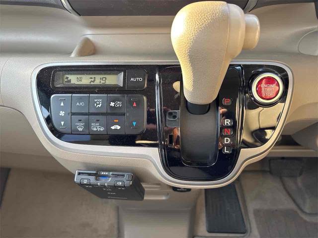 Ｎ－ＢＯＸ Ｇ　４ＷＤ　ドライブレコーダー　ＥＴＣ　両側スライド・片側電動　スマートキー　アイドリングストップ　電動格納ミラー　ベンチシート　ＣＶＴ　盗難防止システム　ＡＢＳ　ＥＳＣ　ＣＤ　ＵＳＢ（21枚目）