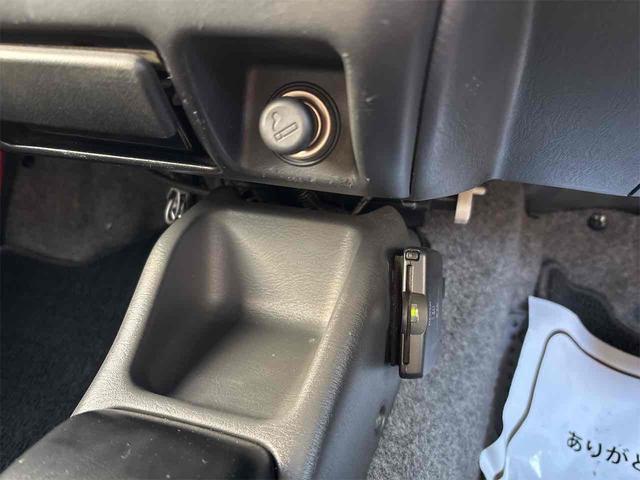 ジムニー ランドベンチャー 4WD ETC ナビ TV アルミホイール キーレスエントリー 電動格納ミラー シートヒーター 革シート AT 衝突安全ボディ CD ABS エアコン パワーステアリング パワーウィンドウ(21枚目)