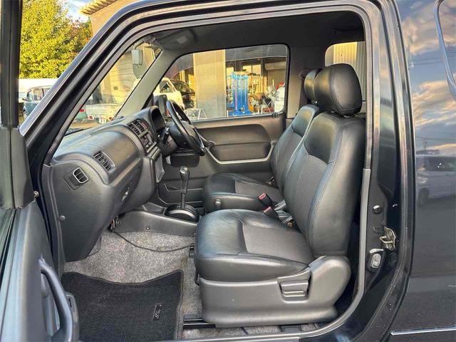ジムニー ランドベンチャー 4WD ETC ナビ TV アルミホイール キーレスエントリー 電動格納ミラー シートヒーター 革シート AT 衝突安全ボディ CD ABS エアコン パワーステアリング パワーウィンドウ(33枚目)