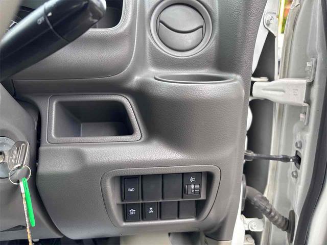 お車の知識がなくても大丈夫です！皆様のご来店をスタッフ一同、心よりお待ちしております。