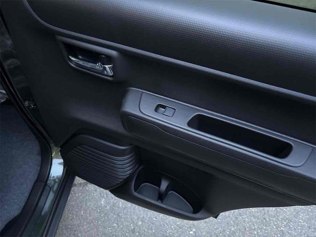 ハスラー ハイブリッドＸターボ　４ＷＤ　全周囲カメラ　ナビ　ＴＶ　オートクルーズコントロール　レーンアシスト　衝突被害軽減システム　オートライト　ＬＥＤヘッドランプ　スマートキー　アイドリングストップ　電動格納ミラー　シートヒーター（33枚目）