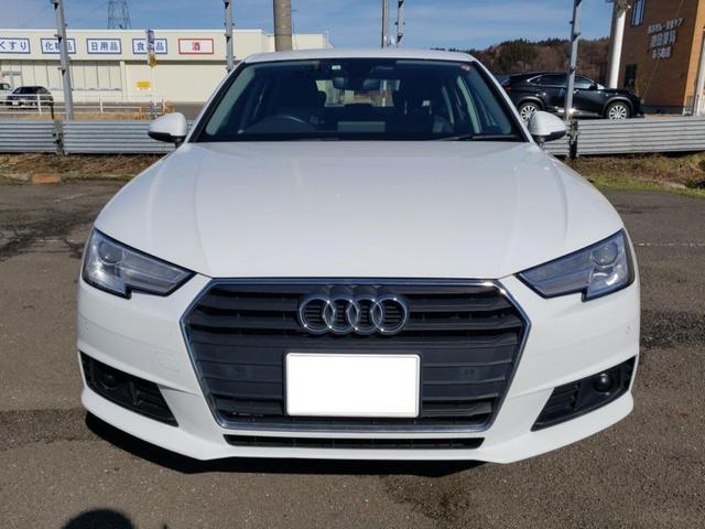 Ａ４ ２．０ＴＦＳＩ　黒革シート　パワーシート　シートヒーター　バックカメラ　ＡＣＣ　ＨＩＤ　スマートキー（3枚目）