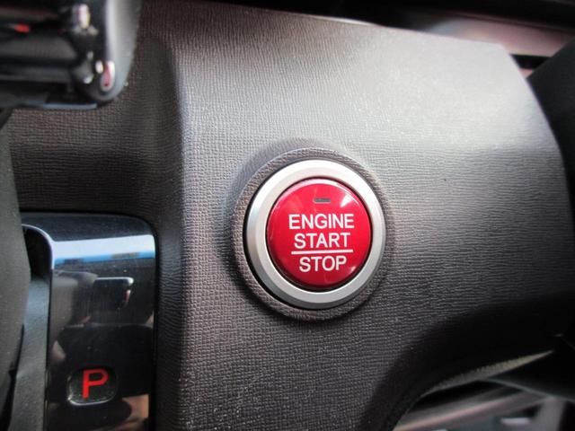 プレミアム ツアラー 4WD 純正ナビ バックカメラ ETC ターボ スマートキー ベンチシート HID 横滑防止システム(17枚目)
