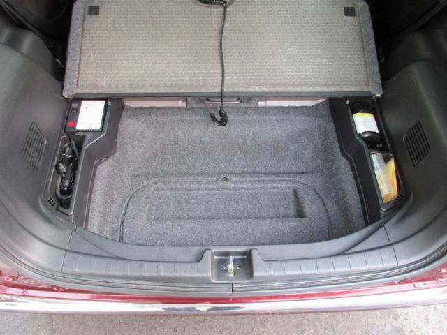 プレミアム ツアラー 4WD 純正ナビ バックカメラ ETC ターボ スマートキー ベンチシート HID 横滑防止システム(29枚目)