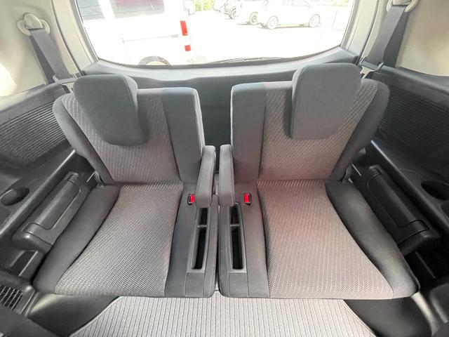 フリードハイブリッド ジャストセレクション　社外ナビ　ＴＶ　ＤＶＤ　エンスタ　ＥＴＣ　スマートキー　片側パワースライドドア　ＨＩＤライト　７人乗　横滑り防止装置　内外装クリーニング済（41枚目）