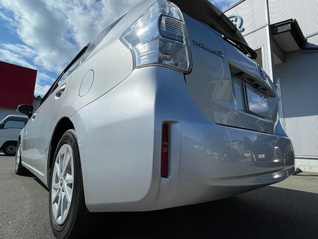 プリウスアルファ Ｇ　ＬＥＤヘッドライト　純正ナビ　ワンセグＴＶ　Ｂｌｕｅｔｏｏｔｈ　バックカメラ　ＥＴＣ　スマートキー　フォグランプ　クルーズコントロール　オートエアコン　内外装クリーニング済（12枚目）