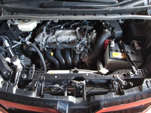 ヴォクシー Ｘ　４ＷＤ　衝突軽減ブレーキ　カロッツェリアナビ　フルセグ　Ｂｌｕｅｔｏｏｔｈ　バックカメラ　エンジンスタータ　ＥＴＣ　クルーズコントロール　ＬＥＤヘッドランプ　左側パワースライドドア　オートエアコン（33枚目）