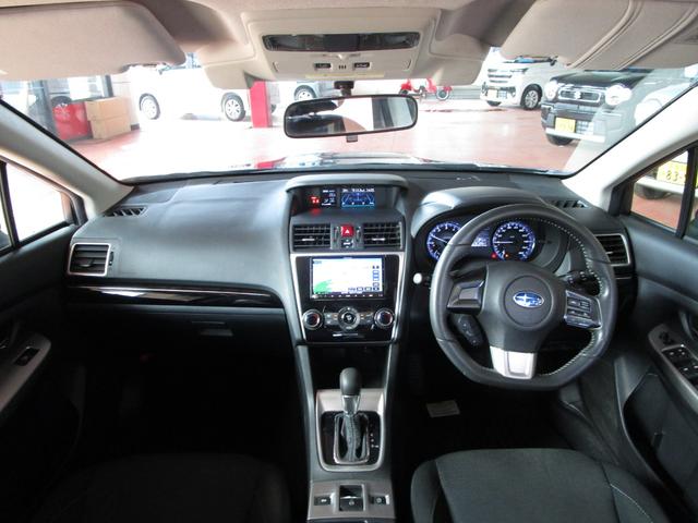 レヴォーグ １．６ＧＴアイサイト　Ｓスタイル　４ＷＤ　衝突軽減ブレーキ　ケンウッドナビ　フルセグ　Ｂｌｕｅｔｏｏｔｈ　ＤＶＤ　ＣＤ　バックカメラ　クルーズコントロール　運転席パワーシート　ＥＴＣ　オートエアコン　スマートキー　パドルシフト（5枚目）