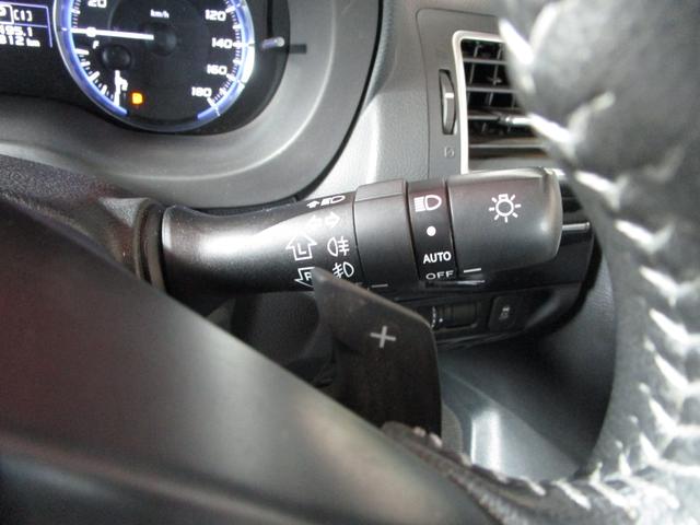 レヴォーグ １．６ＧＴアイサイト　Ｓスタイル　４ＷＤ　衝突軽減ブレーキ　ケンウッドナビ　フルセグ　Ｂｌｕｅｔｏｏｔｈ　ＤＶＤ　ＣＤ　バックカメラ　クルーズコントロール　運転席パワーシート　ＥＴＣ　オートエアコン　スマートキー　パドルシフト（15枚目）