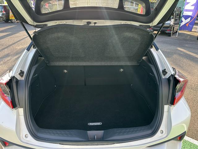 Ｃ－ＨＲ Ｇ－Ｔ　４ＷＤターボ　モデリスタフルエアロ　純正８インチナビ　バックカメラ　ＥＴＣ　Ｂｌｕｅｔｏｏｔｈ　ドライブレコーダー　クルーズコントロール　純正１８インチアルミ　オートハイビーム　前席シートヒーター（39枚目）