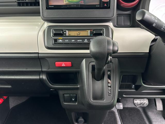 スペーシア ハイブリッドＧ　ハイブリッド４ＷＤ　ワンオーナー　社外ナビ　ＤＶＤ再生可能　フルセグＴＶ　シートヒーター　ＰＷＲスイッチ　横滑り防止装置　ミラーヒーター　シートヒーター　アイドリングストップ　ライトレベライザー（14枚目）