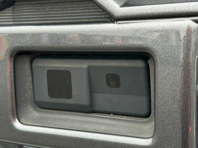 キャスト アクティバＧ　ＳＡＩＩ　４ＷＤ　衝突軽減ブレーキ（スマアシＩＩ）　純正ナビゲーション　Ｂｌｕｅｔｏｏｔｈ　ＵＳＢ　ＡＵＸ　バックカメラ　ヒルディセントコントロール　横滑り防止装置　車線逸脱　純正１５インチアルミホイール（4枚目）