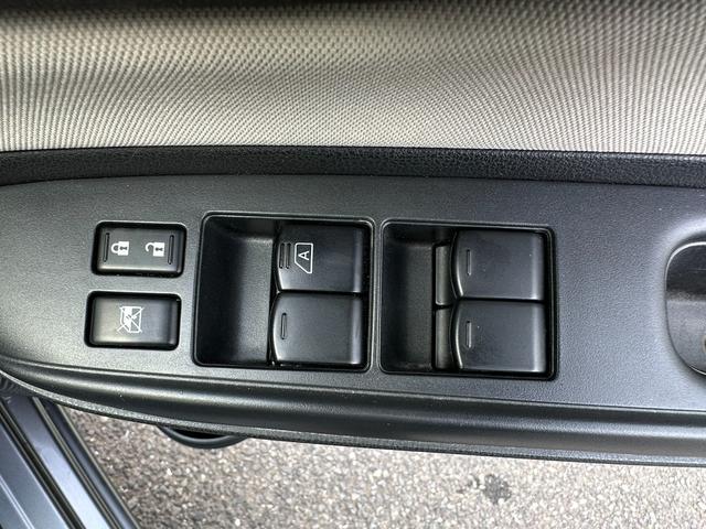 ノート e-パワー X FOUR e-Power4WD 衝突軽減ブレーキ ドライブレコーダー 純正ナビゲーション アラウンドビューモニター インテリジェントクルーズコントロール ETC Bluetooth(14枚目)