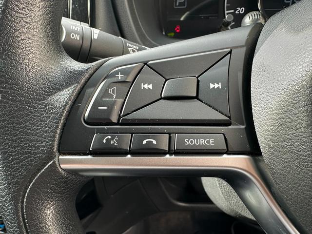 ノート e-パワー X FOUR e-Power4WD 衝突軽減ブレーキ ドライブレコーダー 純正ナビゲーション アラウンドビューモニター インテリジェントクルーズコントロール ETC Bluetooth(17枚目)