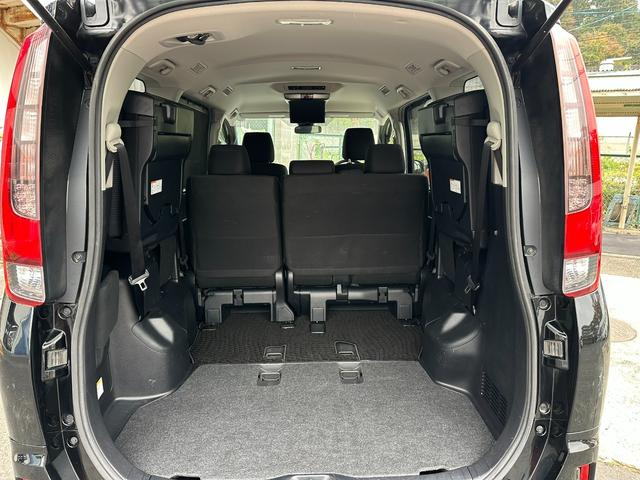 ノア Ｘ　４ＷＤ　衝突軽減ブレーキ　両側パワースライドドア　社外ナビゲーション　フリップダウンモニター　ＤＶＤ再生可能　Ｂｌｕｅｔｏｏｔｈ　バックカメラ　ＥＴＣ　社外エンジンスターター　ワイパーデアイサー（37枚目）