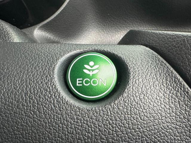 N-BOXカスタム G・Lパッケージ 4WD 社外ナビゲーション Bluetooth HIDヘッドライト 左側パワースライドドア 純正エンジンスターター オートエアコン イオンプラズマクラスター スマートキー 前席シートヒーター(16枚目)