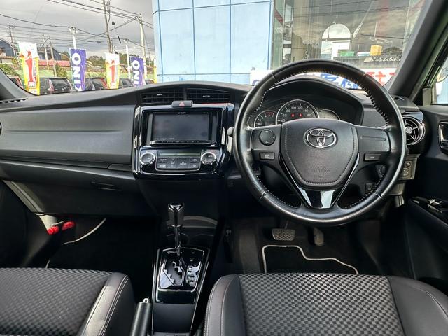 カローラフィールダー 1.5G エアロツアラー・ダブルバイビー 4WD TRDフロントスポイラー 衝突軽減ブレーキ 社外エンジンスターター 社外ナビゲーション バックカメラ ETC 前後ドライブレコーダー オートハイビーム ワイパーデアイサー ナノイー LED(2枚目)