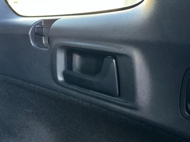 カローラフィールダー 1.5G エアロツアラー・ダブルバイビー 4WD TRDフロントスポイラー 衝突軽減ブレーキ 社外エンジンスターター 社外ナビゲーション バックカメラ ETC 前後ドライブレコーダー オートハイビーム ワイパーデアイサー ナノイー LED(23枚目)