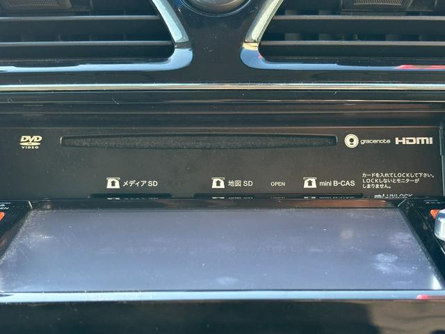 セレナ 20X アドバンスドセーフティパッケージ 4WD 左側パワースライドドア アラウンドビューモニター 純正ナビ ETC 前後ドライブレコーダー ETC HIDライト フォグランプ クルーズコントロール スマートキー リアオートエアコン(11枚目)