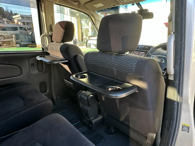 セレナ 20X アドバンスドセーフティパッケージ 4WD 左側パワースライドドア アラウンドビューモニター 純正ナビ ETC 前後ドライブレコーダー ETC HIDライト フォグランプ クルーズコントロール スマートキー リアオートエアコン(26枚目)