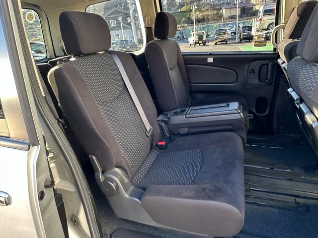 セレナ 20X アドバンスドセーフティパッケージ 4WD 左側パワースライドドア アラウンドビューモニター 純正ナビ ETC 前後ドライブレコーダー ETC HIDライト フォグランプ クルーズコントロール スマートキー リアオートエアコン(30枚目)