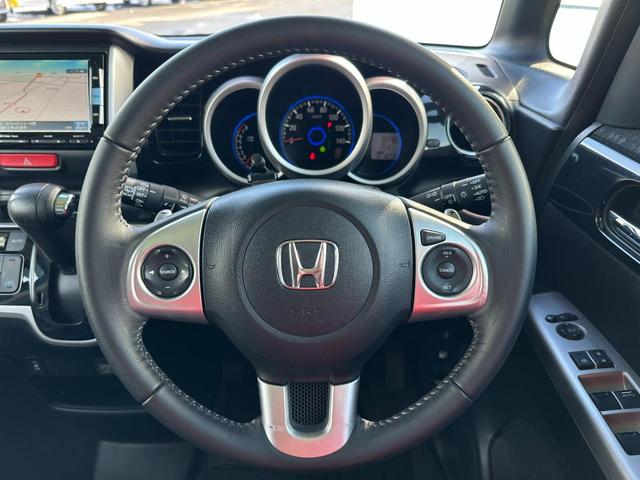 Ｎ－ＢＯＸカスタム Ｇ・ターボＬパッケージ　４ＷＤターボ　両側パワースライドドア　純正ナビゲーション　　　バックカメラ　パドルシフト　クルーズコントロール　社外エンジンスターター　前席シートヒーター　ミラーヒーター　横滑り防止装置　ＨＩＤライト（10枚目）