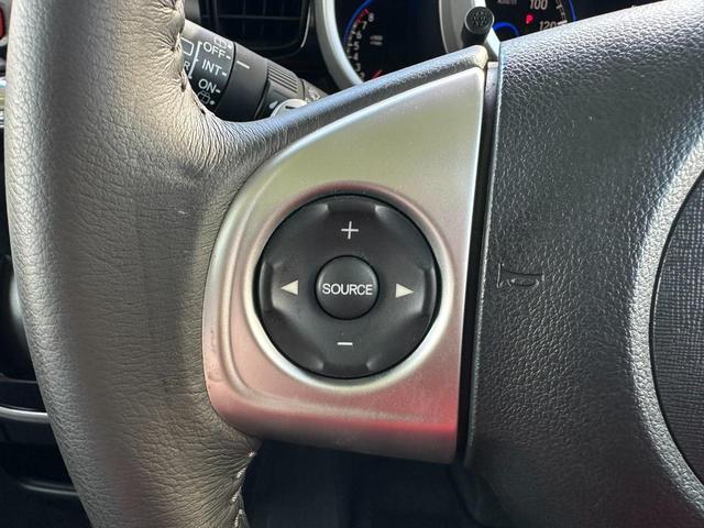 Ｎ－ＢＯＸカスタム Ｇ・ターボＬパッケージ　４ＷＤターボ　両側パワースライドドア　純正ナビゲーション　　　バックカメラ　パドルシフト　クルーズコントロール　社外エンジンスターター　前席シートヒーター　ミラーヒーター　横滑り防止装置　ＨＩＤライト（12枚目）