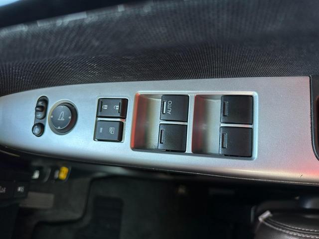 Ｎ－ＢＯＸカスタム Ｇ・ターボＬパッケージ　４ＷＤターボ　両側パワースライドドア　純正ナビゲーション　　　バックカメラ　パドルシフト　クルーズコントロール　社外エンジンスターター　前席シートヒーター　ミラーヒーター　横滑り防止装置　ＨＩＤライト（19枚目）