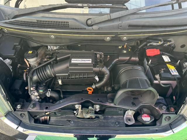 Ｎ－ＢＯＸカスタム Ｇ・ターボＬパッケージ　４ＷＤターボ　両側パワースライドドア　純正ナビゲーション　　　バックカメラ　パドルシフト　クルーズコントロール　社外エンジンスターター　前席シートヒーター　ミラーヒーター　横滑り防止装置　ＨＩＤライト（36枚目）