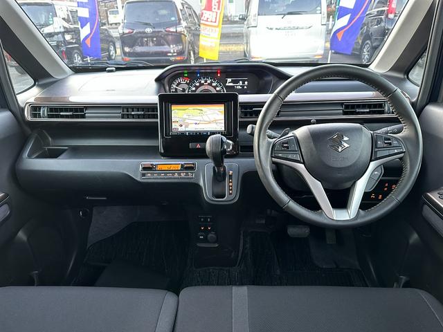 ワゴンＲカスタムＺ ハイブリッドＺＴ　４ＷＤターボ　社外ナビゲーション　Ｂｌｕｅｔｏｏｔｈ　ＤＶＤ再生可能　パドルシフト　ＬＥＤヘッドライト　アダプティブクルーズコントロール　前席シートヒーター　ミラーヒーター　純正１５インチアルミ（2枚目）