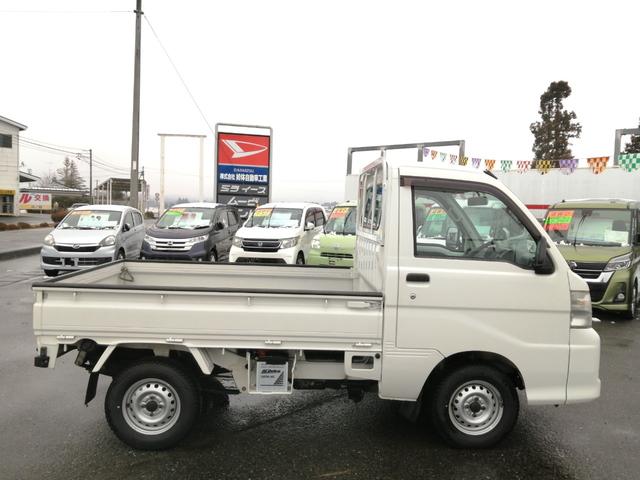 ハイゼットトラック スペシャル　４ＷＤ　オートマ　パワステ　荷台マット　ゲートプロテクター　ゲートチェーン　リアコーナーリフレクター（5枚目）