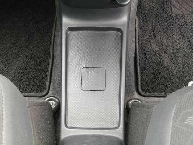ラクティス Ｘ　４ＷＤ　フロントガラス熱線　Ｂｌｕｅｔｏｏｔｈ　フルセグ　バックカメラ（29枚目）