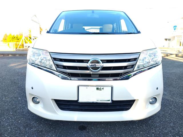 セレナ ２０Ｇ　４ＷＤ　両側パワースライドドア　クルーズコントロール　リアエアコン　ソナー（2枚目）