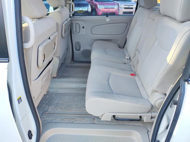 セレナ ２０Ｇ　４ＷＤ　両側パワースライドドア　クルーズコントロール　リアエアコン　ソナー（11枚目）