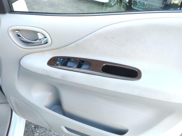 セレナ ２０Ｇ　４ＷＤ　両側パワースライドドア　クルーズコントロール　リアエアコン　ソナー（15枚目）