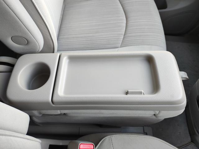 セレナ ２０Ｇ　４ＷＤ　両側パワースライドドア　クルーズコントロール　リアエアコン　ソナー（33枚目）