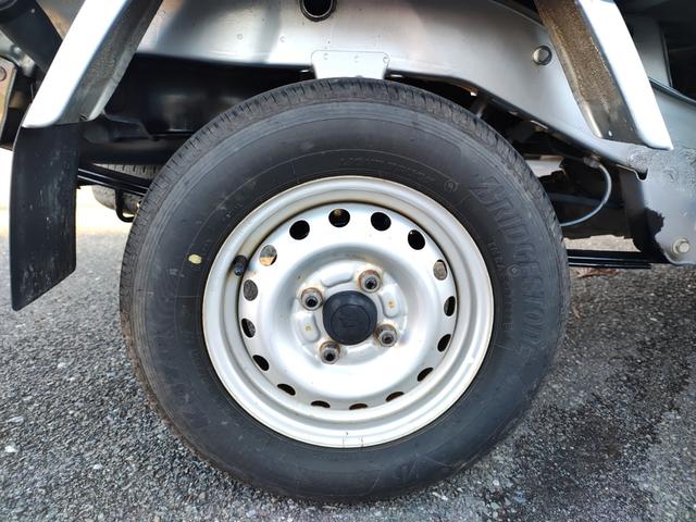 ハイゼットトラック ジャンボ　４ＷＤ　エアコン　パワステ　キーレス（29枚目）
