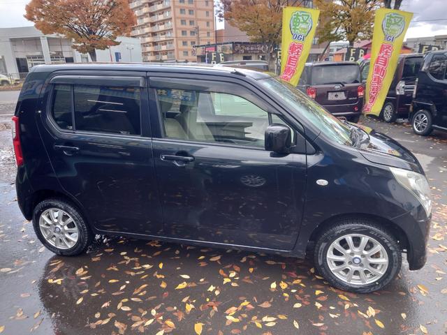 ワゴンR FX 4WD 車検令和9年10月 アイドリングストップ シートヒーター CDコンポ エンジンスターター(5枚目)