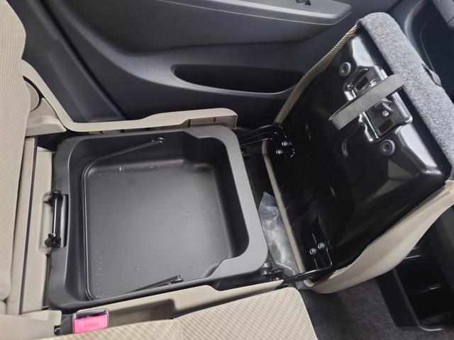 ワゴンR FX 4WD 車検令和9年10月 アイドリングストップ シートヒーター CDコンポ エンジンスターター(18枚目)