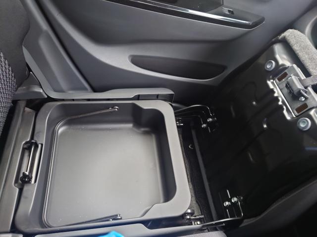 ワゴンRスティングレー 4WD 車検令和8年9月 レーダーサポートブレーキ CDコンポ シートヒーター エンジンスターター アルミホイール 横滑り防止 アイドリングストップ(24枚目)