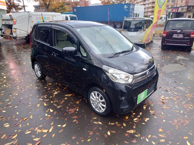 デイズ S 4WD 車検令和8年4月 ポータブルナビ シートヒーター ETC CDコンポ アルミホイール(4枚目)