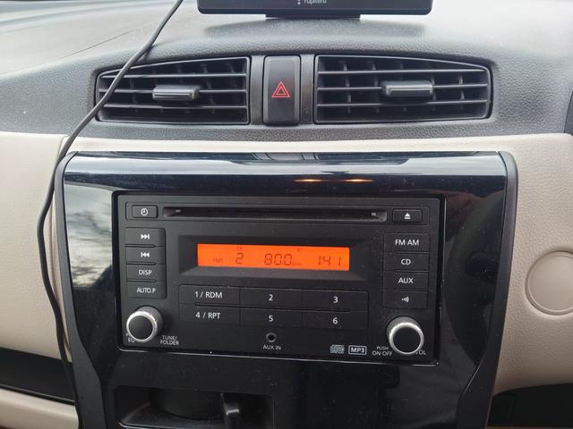 デイズ S 4WD 車検令和8年4月 ポータブルナビ シートヒーター ETC CDコンポ アルミホイール(18枚目)